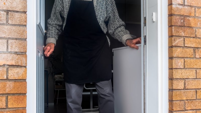 12 Ways to Support a Hypochondriac Elderly Parent